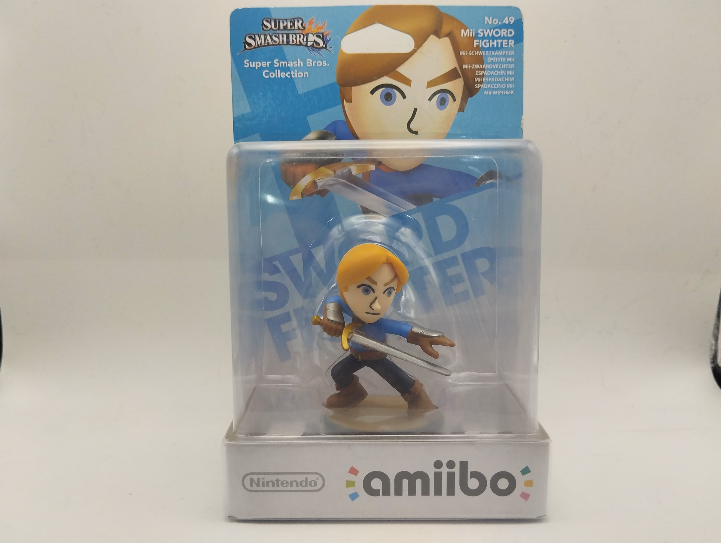 Mii Sword Fighter Amiibo - Super Smash Bros.