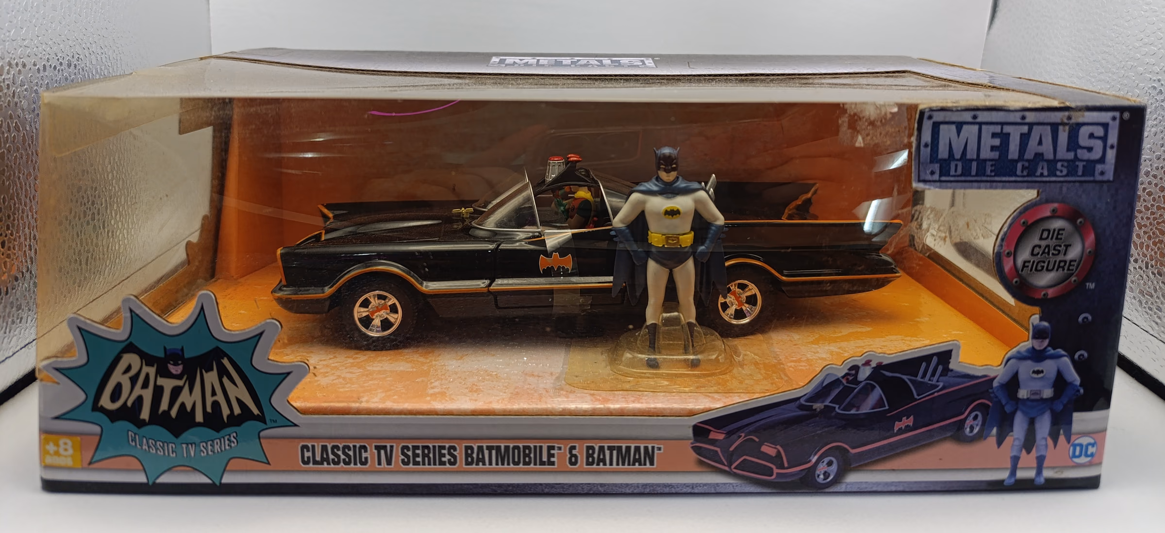Classic TV Series Batmobile & Batman - Die Cast