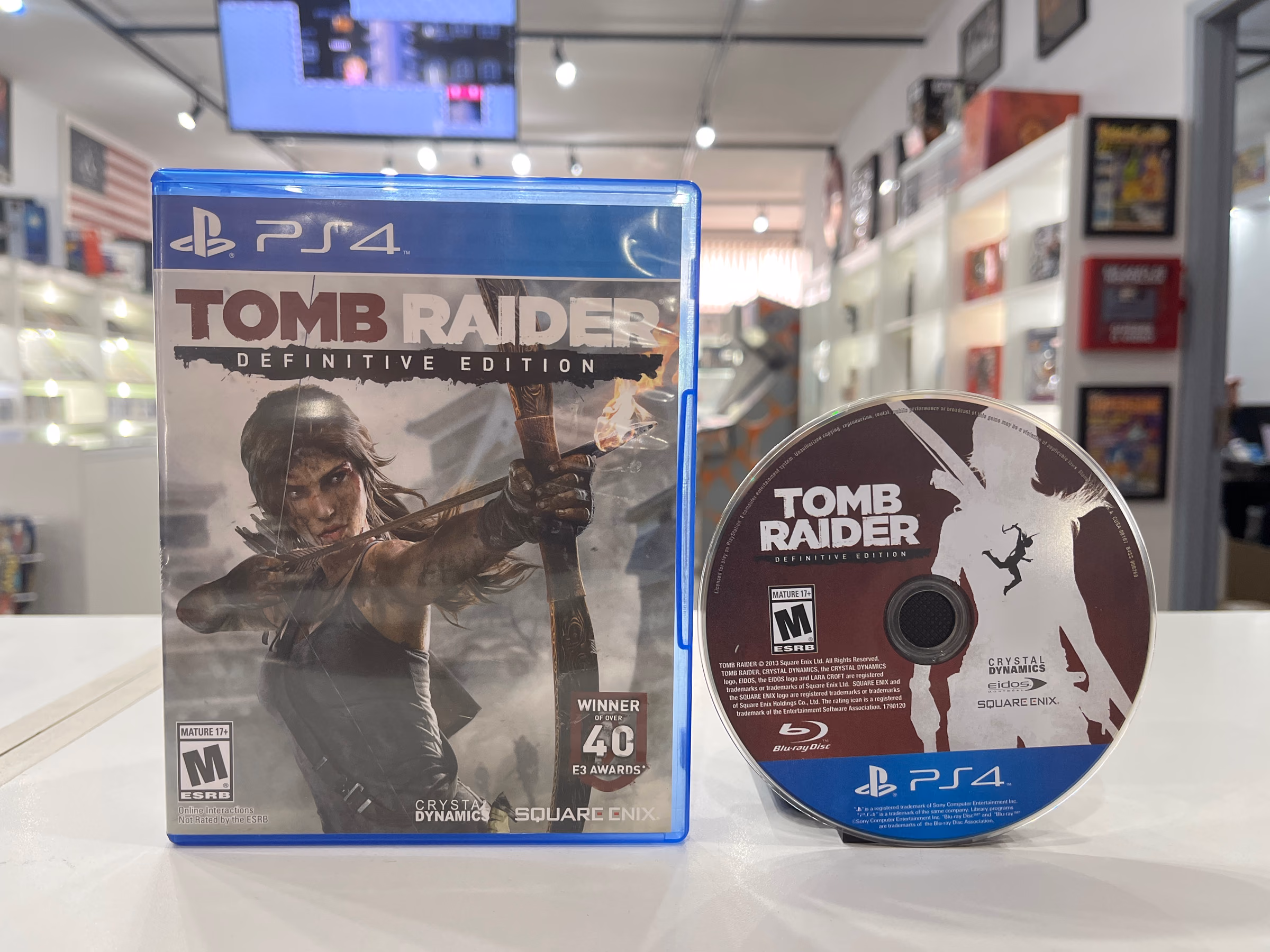 Tomb Raider Definitive Edition - PS4